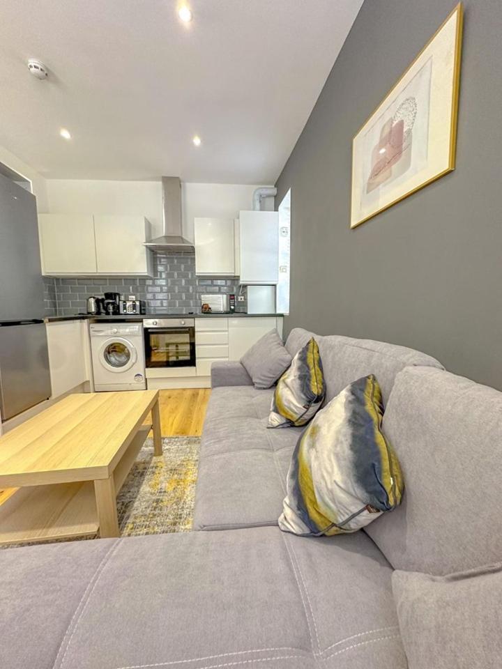 Apartament Modern 1bed Camberwell Denmark Hill, Close To Kings College Hospital Londra